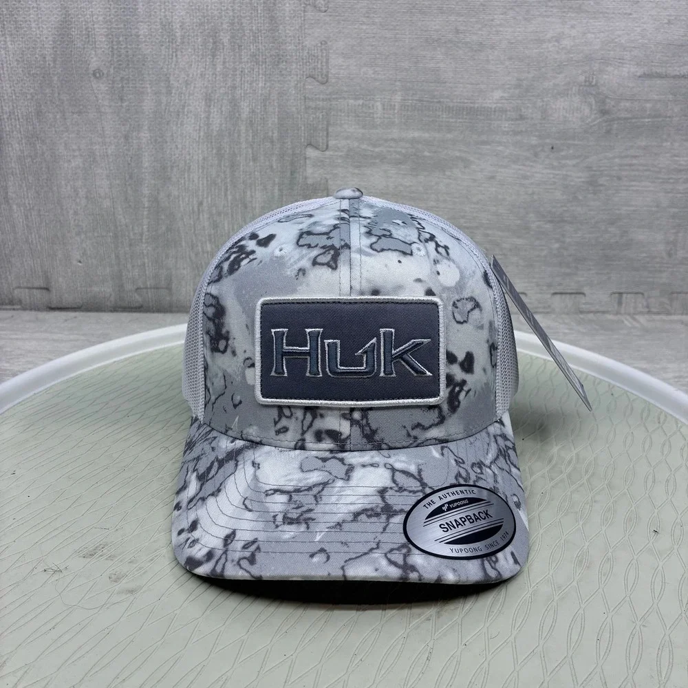 NEW Huk Fin Flats Camo Trucker Hat Mens OSFA Gray White Fishing Snapback